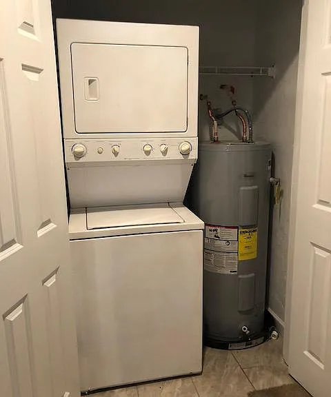 412 N 72nd Ave #A — Photo 10