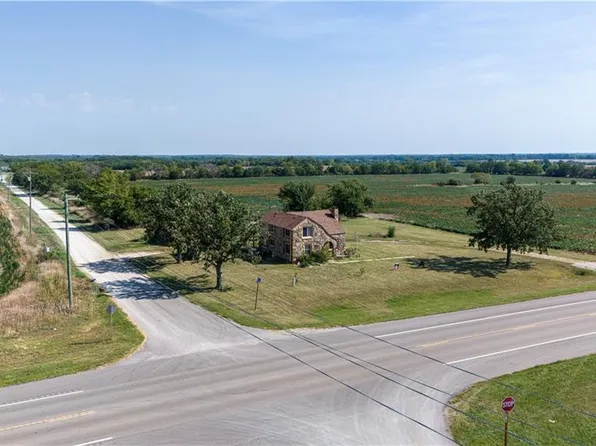 806 Us Highway 54, Iola, KS 66749