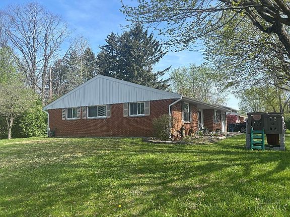 2nd image of 933 Kathryn Dr