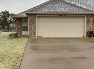 2005 E Prospect Ave APT A, Ponca City, OK 74604