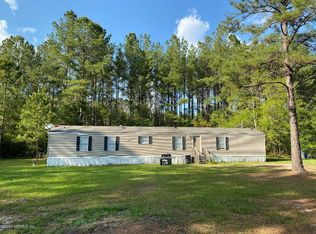 46723 Middle Rd, Callahan, FL 32011