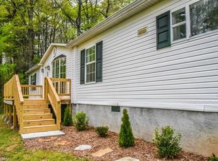 135 White Oak Gap Rd, Asheville, NC 28803