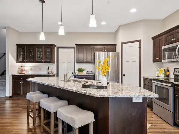 2568 County Road H2, Mounds View, MN 55112