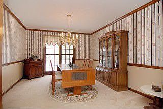 5th image of 460 Prairie Knoll Dr