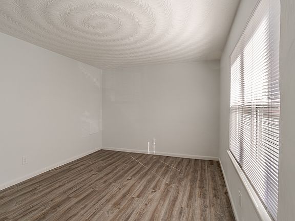 3rd image of 4200 Reid St #936832c99