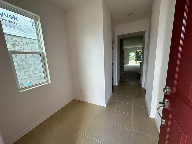 5273 Royal Point Ave — Photo 3