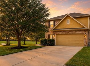 19211 Side Way, Tomball, TX 77375
