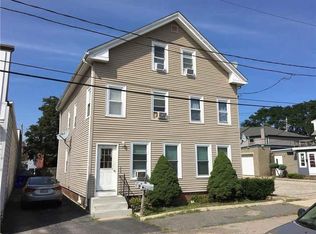15 Maple Ave, Riverside, RI 02915