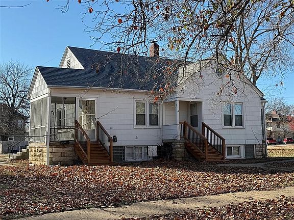 2nd image of 231 W 4th St