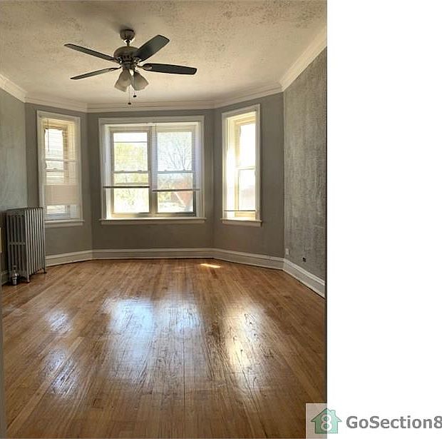 1st image of 5600 S Francisco Ave #2