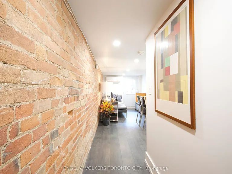 173 Carlton St #1 — Photo 8