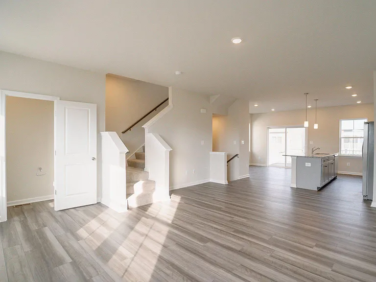 1350 Red Clover Ln — Photo 11
