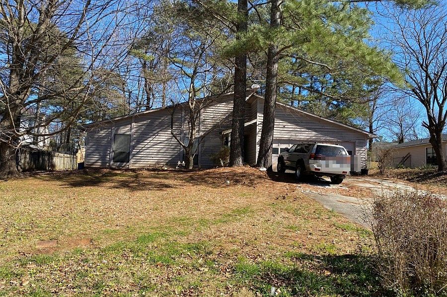 1st image of 1043 Park Forest Dr