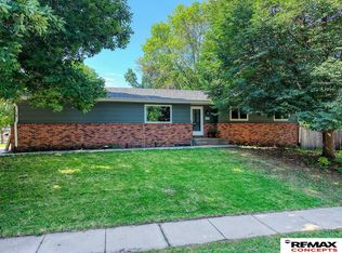 4749 Duxhall Dr, Lincoln, NE 68516