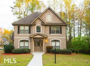 743 Kingsbury Ln, Stone Mountain, GA 30087