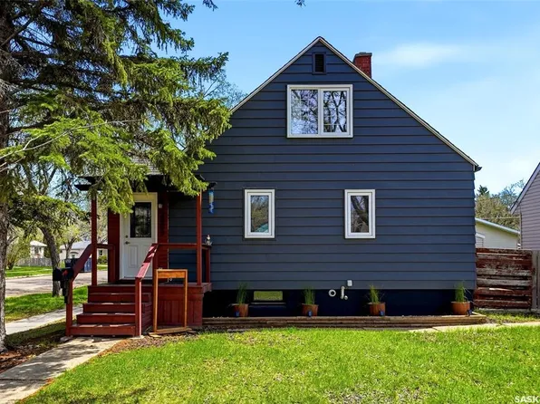 2803 McTavish STREET, Regina, SK S4S 2C3