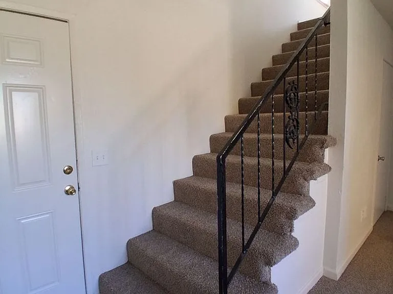 1505 E. Yale Ave. — Photo 19