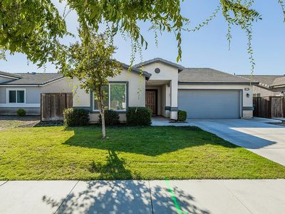 907 Harriett Ave, Sanger, CA, 93657