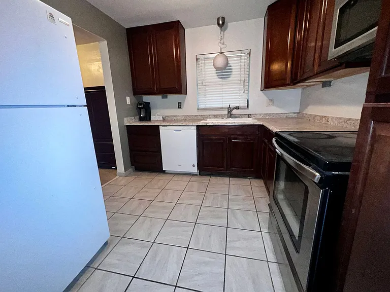 8362 Cristobal Cir #A — Photo 10