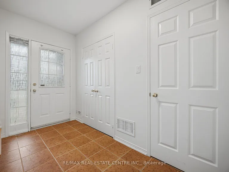 2360 Parkhaven Blvd #10 — Photo 42