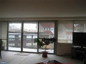 3rd image of 2401 Pennsylvania Ave APT 5B30