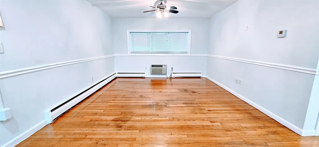 2 bed, 1.5 bath, 713 sqft, $2,475 — Photo 4