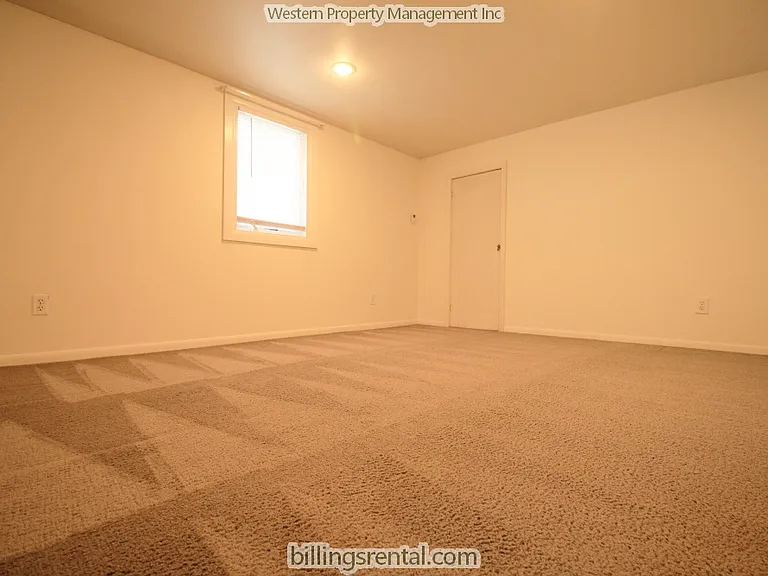 743 Wyoming Ave — Photo 9