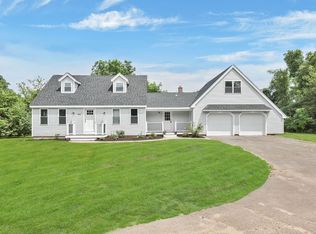 445 Michael Sears Rd, Belchertown, MA 01007