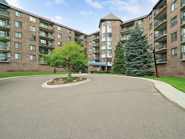 2601 Kenzie Ter APT 415, Saint Anthony, MN 55418