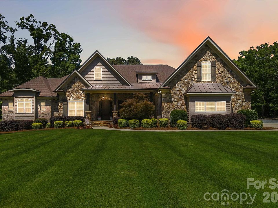1st image of 1017 Biggers Farm Ct