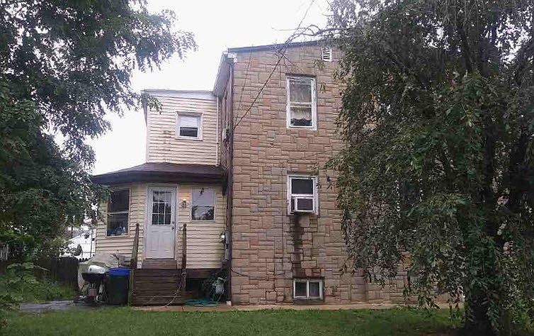2nd image of 1186 Dana Ave