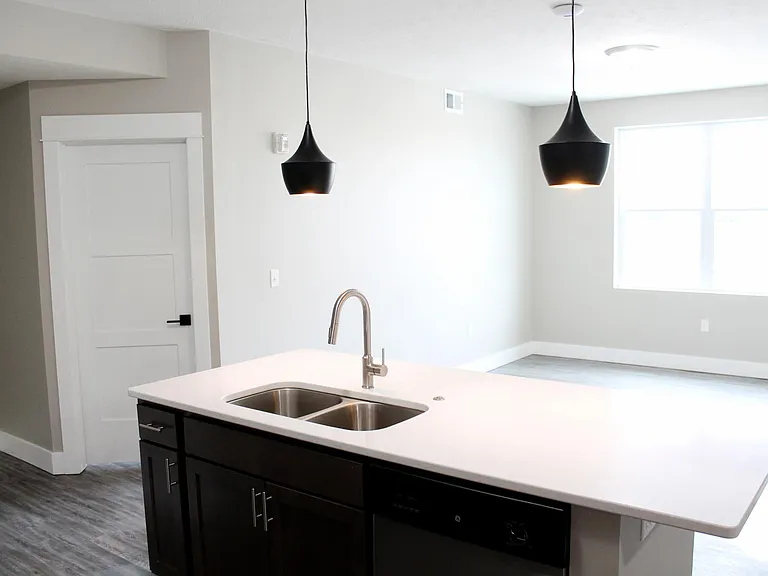 Prairie Heights Apartments — Photo 94
