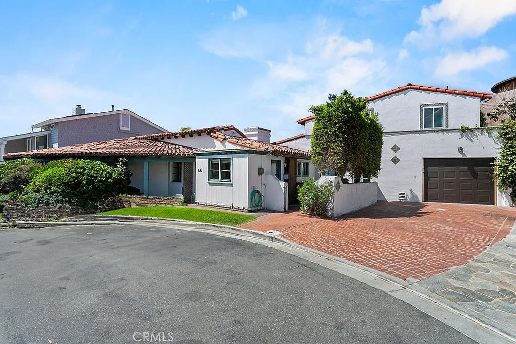 4 bed, 3.5 bath, 2528 sqft, $15,000 — Photo 2