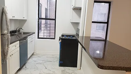 Rented by Max & Associates Realty Corp