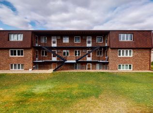 1825 S Grandview Ln APT 14, Bismarck, ND 58503