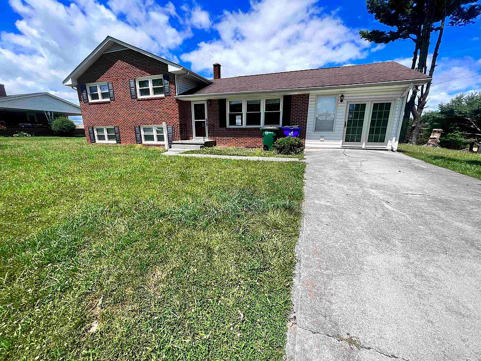 1st image of 290 Gum Dr
