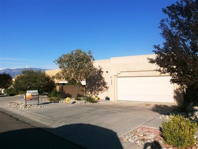 5024 Mirador Dr NW, Albuquerque, NM, 87120
