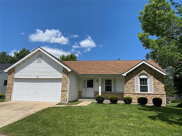 1st image of 3039 Becker Crossing Dr