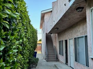 17252 Chatsworth St #3, Granada Hills, CA 91344