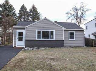 27 Lake Breeze Park, Rochester, NY 14622