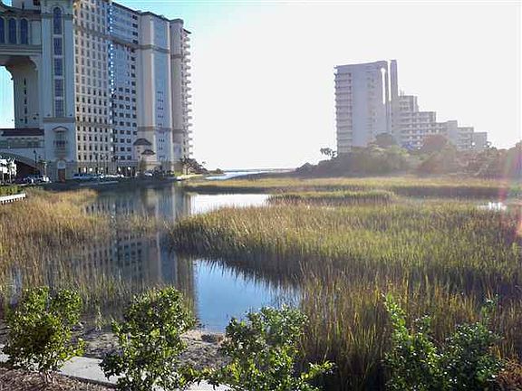 4th image of 48th Avenue S Surf St. Lot 9