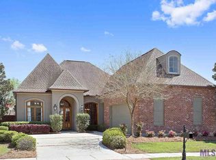 8907 Spring Grove Dr, Baton Rouge, LA 70809