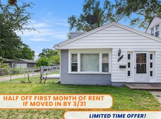8220 Jackson Ave, Warren, MI 48089