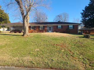 135 W Bell St, Alcoa, TN 37701