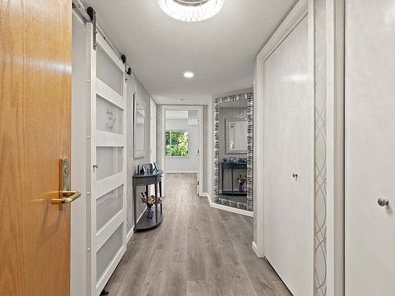 2nd image of 345 Place Ln Unit 345
