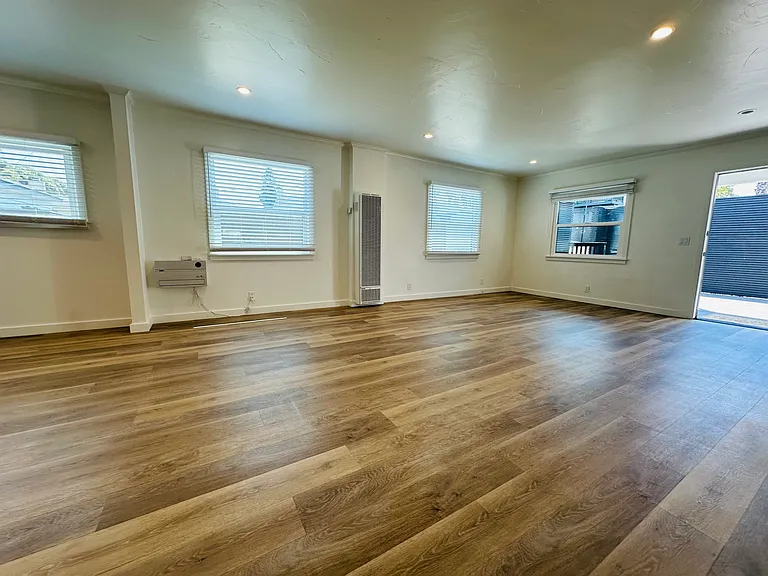 46 Ocean View Ave #C — Photo 10