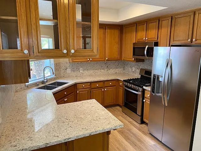 4545 W 171st St — Photo 4