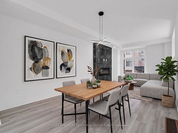2nd image of 50 Brandon Cres