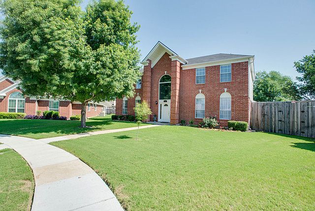 1st image of 1322 Woodthorpe Dr