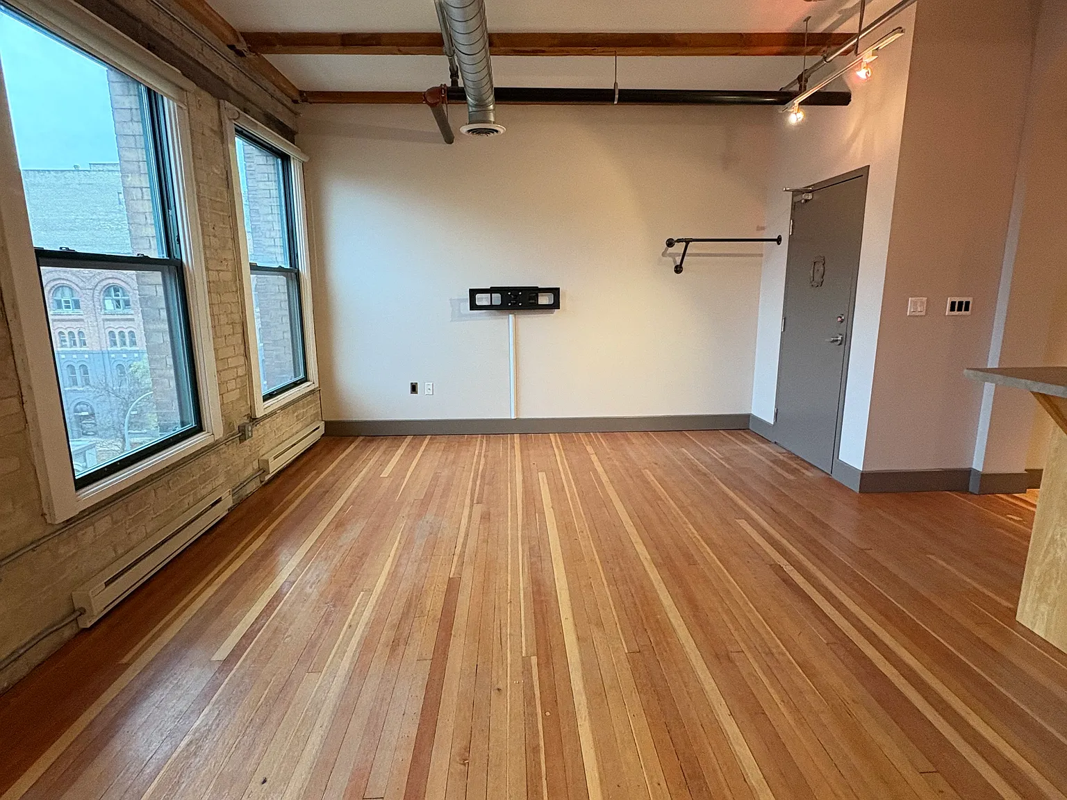 401 Princess Street - 1 — Photo 2
